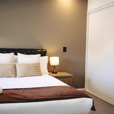 Cbd Contemporary Comfort Townhouse 2 Bed 2Bath Christchurch Dış mekan fotoğraf