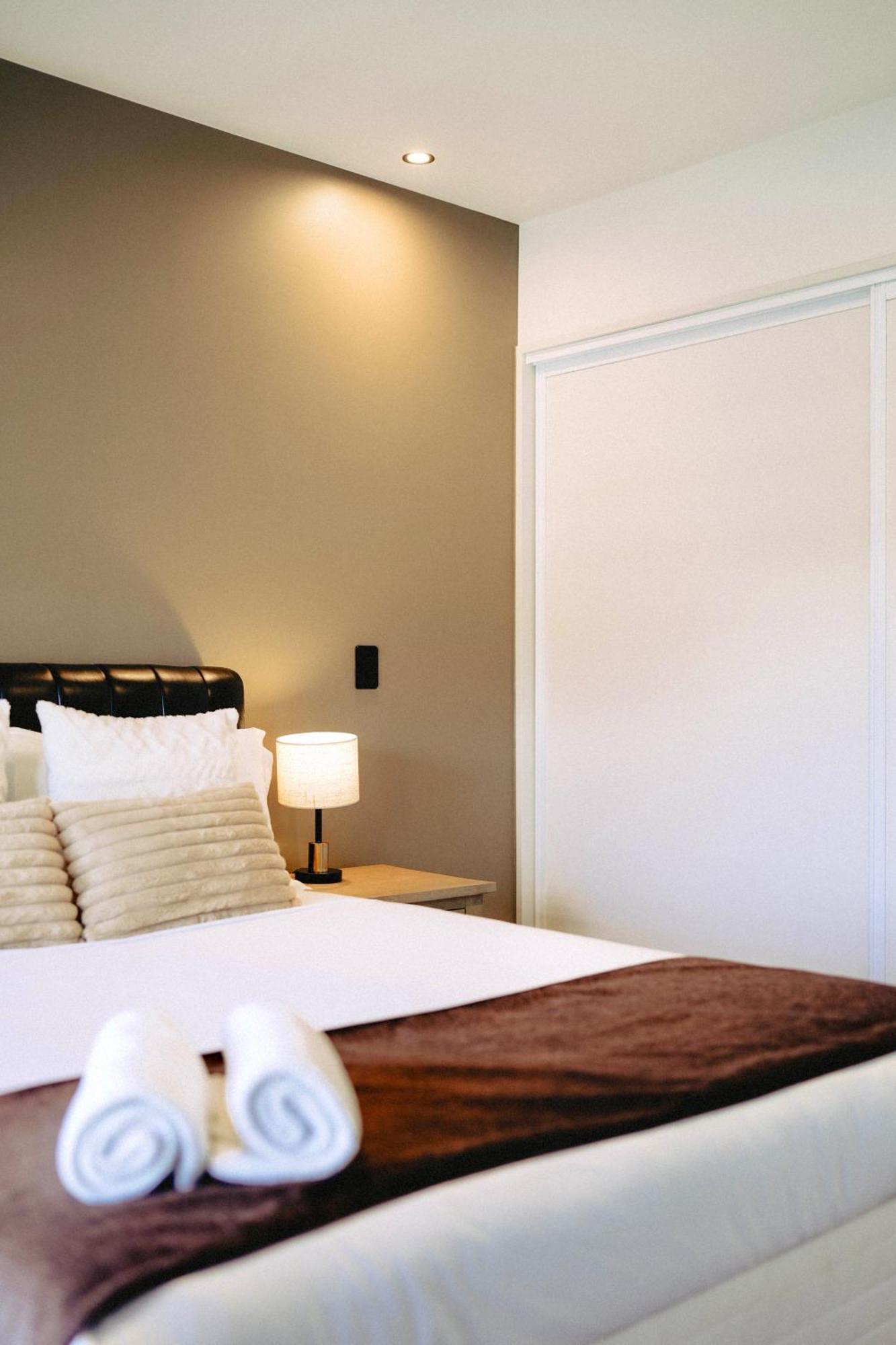 Cbd Contemporary Comfort Townhouse 2 Bed 2Bath Christchurch Dış mekan fotoğraf