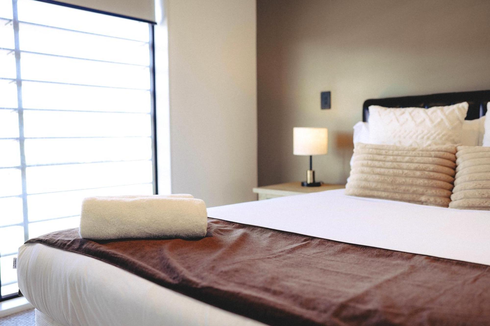 Cbd Contemporary Comfort Townhouse 2 Bed 2Bath Christchurch Dış mekan fotoğraf